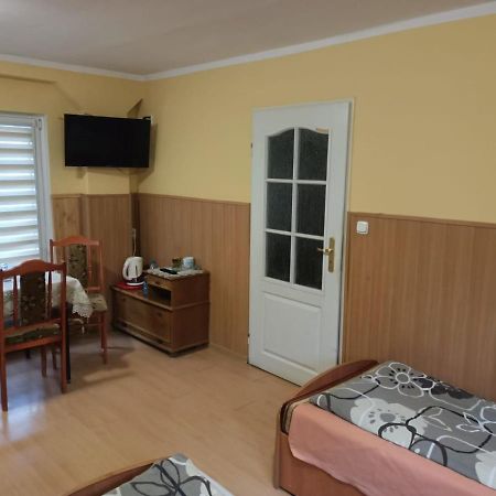 Motel Sportowy Osir Jawor Buitenkant foto