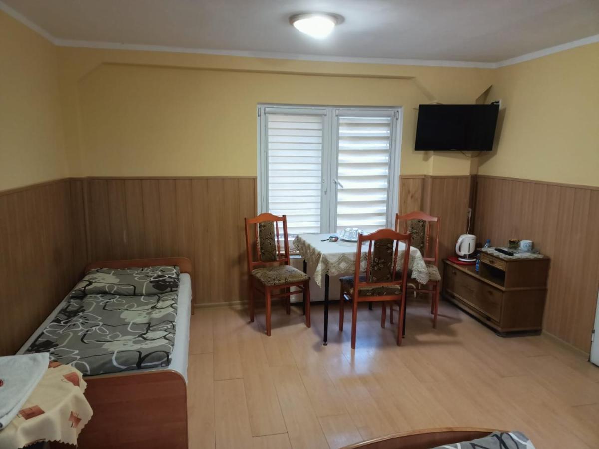 Motel Sportowy Osir Jawor Buitenkant foto