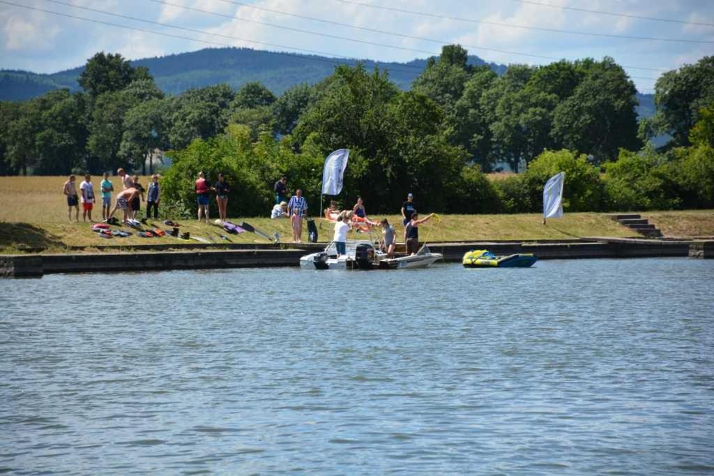 Motel Sportowy Osir Jawor Buitenkant foto