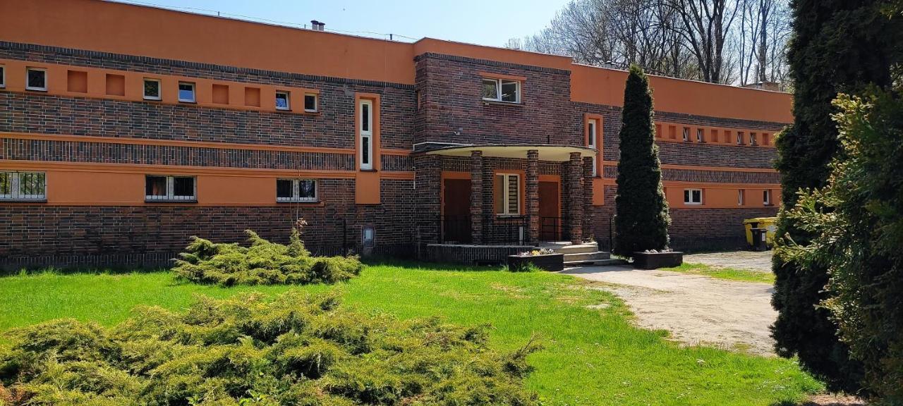 Motel Sportowy Osir Jawor Buitenkant foto